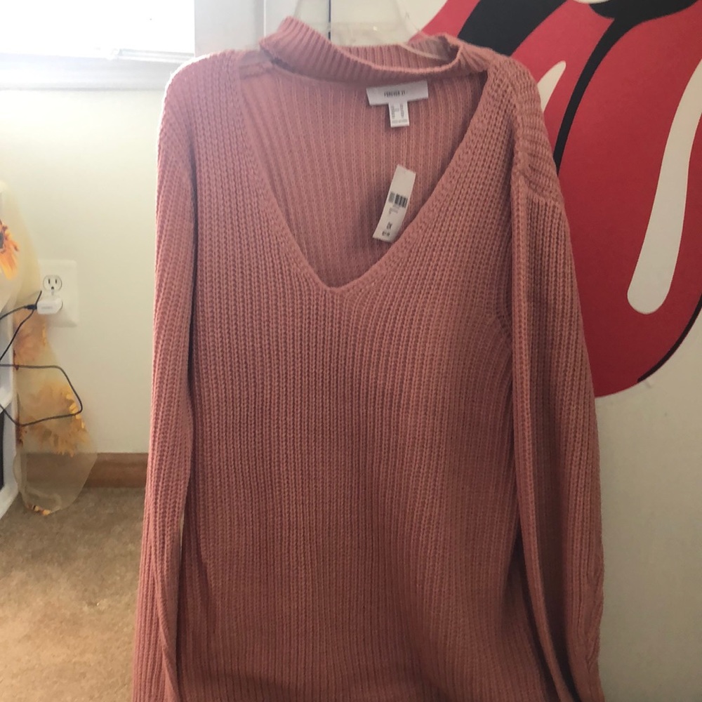 cutout sweata